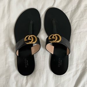 Gucci Marmont Black/Gold Sandals